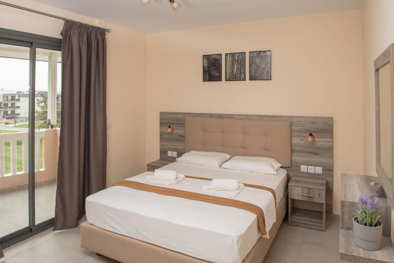 Ino Luxury Rooms Paralía Exterior foto