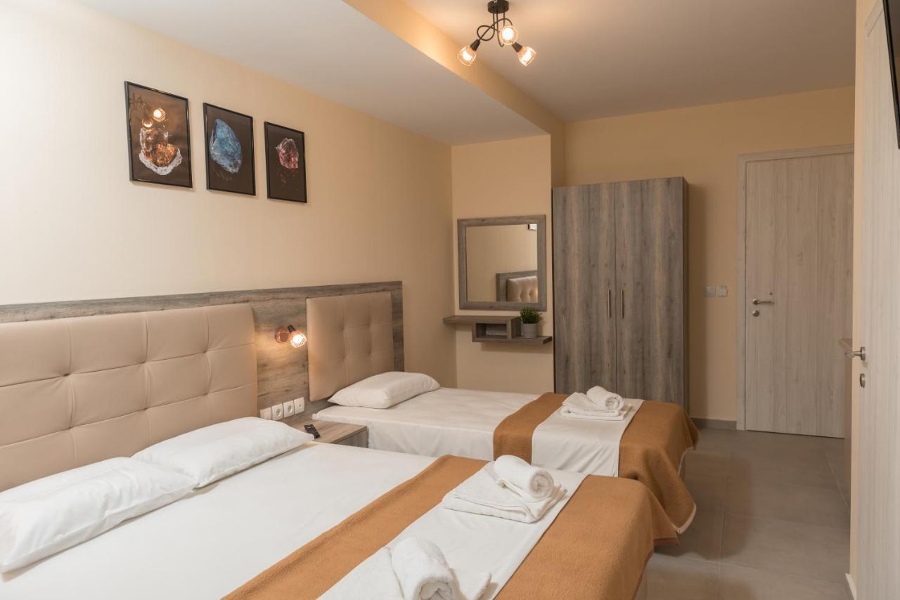Ino Luxury Rooms Paralía Exterior foto